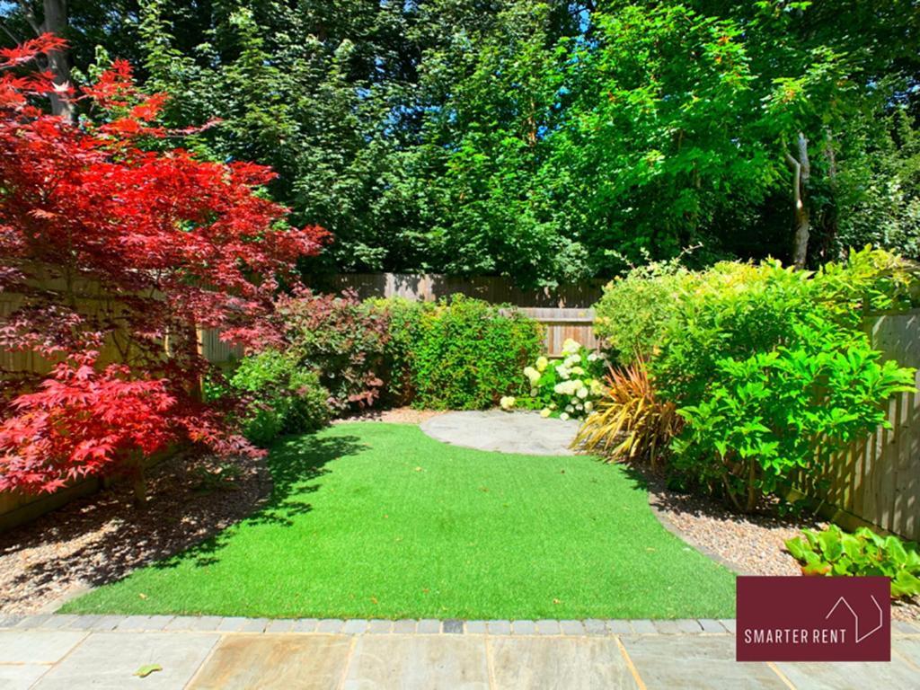 Maidenhead, Leander - 3 Bedroom - Parking & Garden ภายนอก รูปภาพ